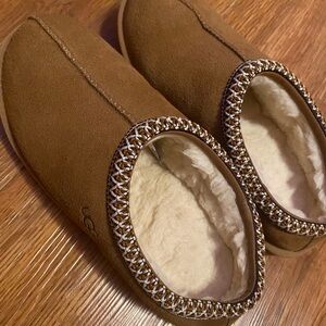 UGG Tasman Slippers